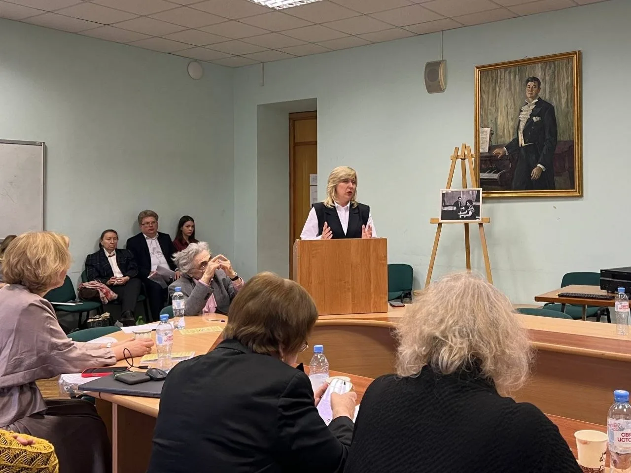 Педагоги Академии представили опыт культурно-образовательной работы на международной конференции в С