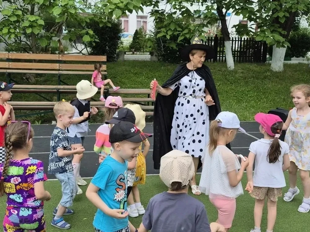 🔑Ключи от лета!
☀️В этой увлекательной игре ребята получили от Хранителя Лета важное задание - найт
