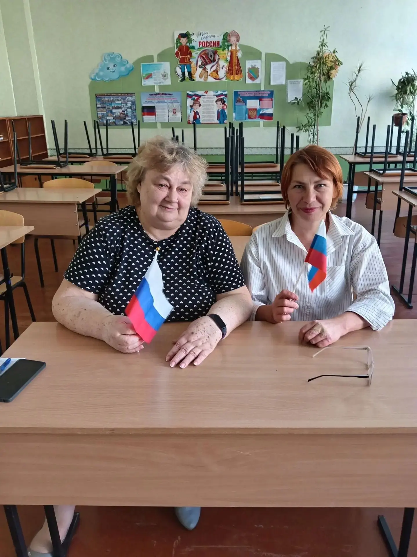Это замечательная традиция. Накануне Дня Государственного флага Российской Федерации, к...