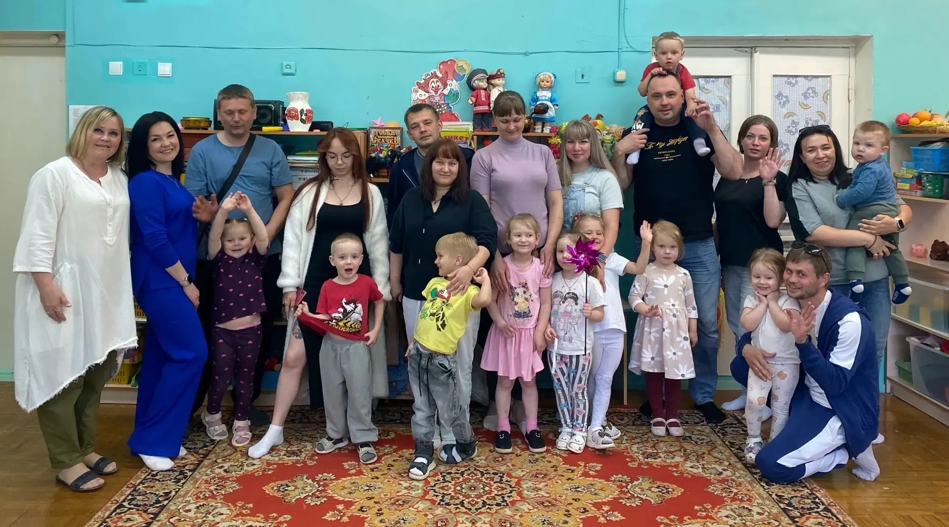 В честь Дня защиты детей в группе № 9 "Радуга" прошла тёплая детско-родительская встреча «Здравствуй