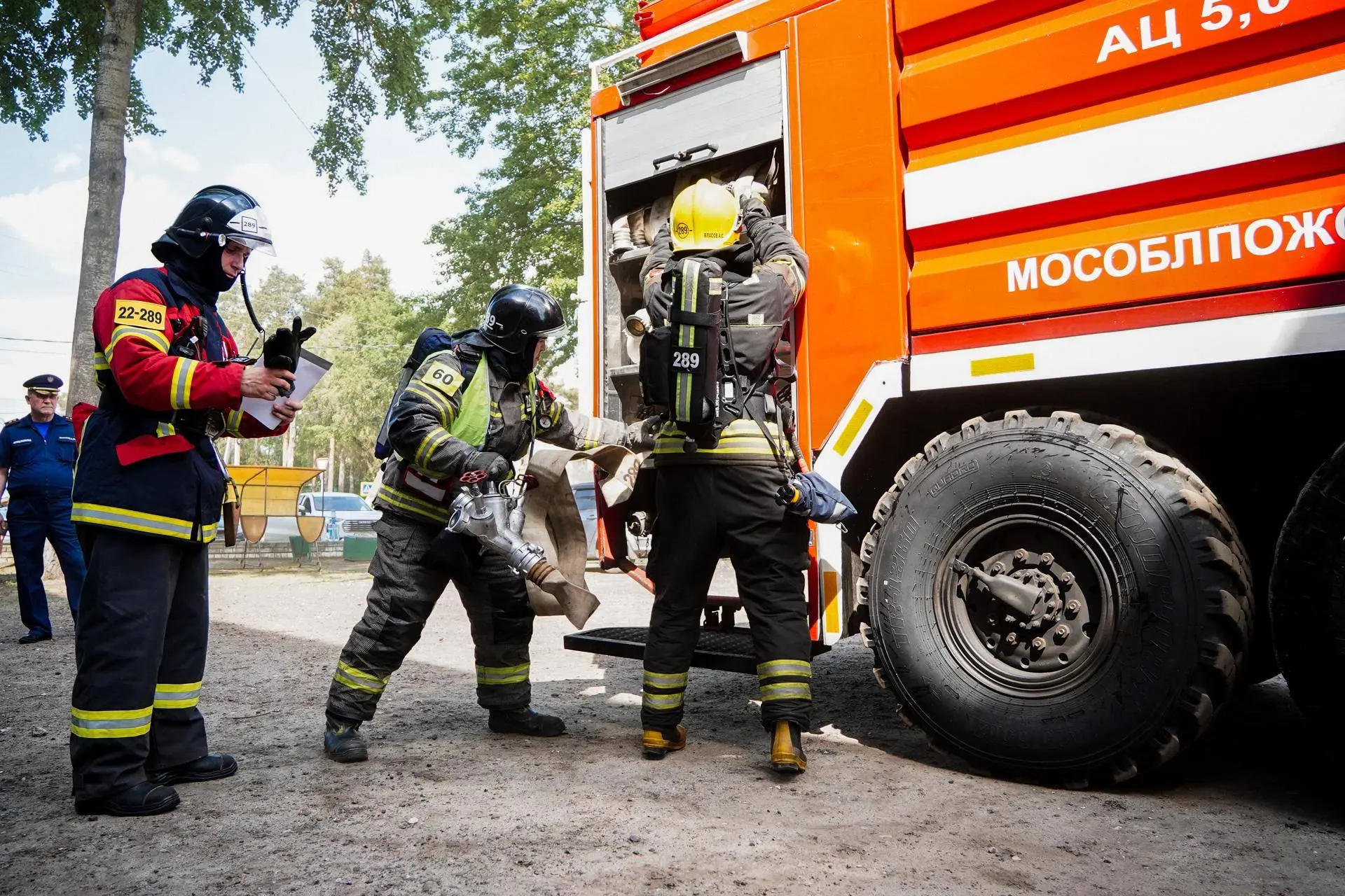 🔥 Зрительный зал в "дыму". Пожарные потушили условное возгорание в ДК 🎭  🚒 Вчера тишину посёлка Шату