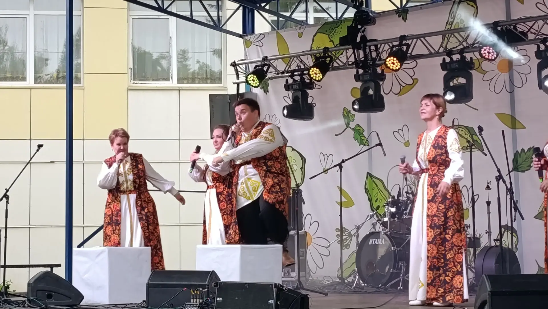 Фестиваль "Луховицкий огурец" в самом разгаре!