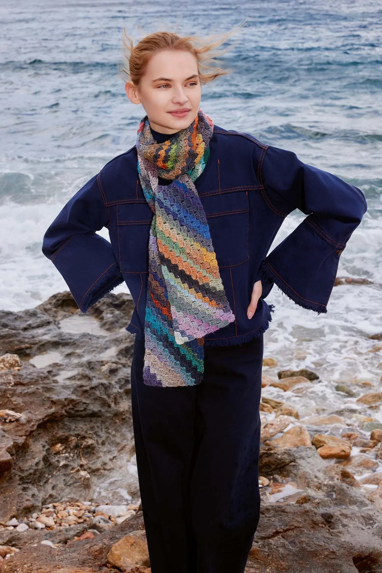 ШАЛЬ ИЗ ПРЯЖИ LANG YARNS INFINITI / Модель из журнала Lang Yarns Punto 85 Infinity
