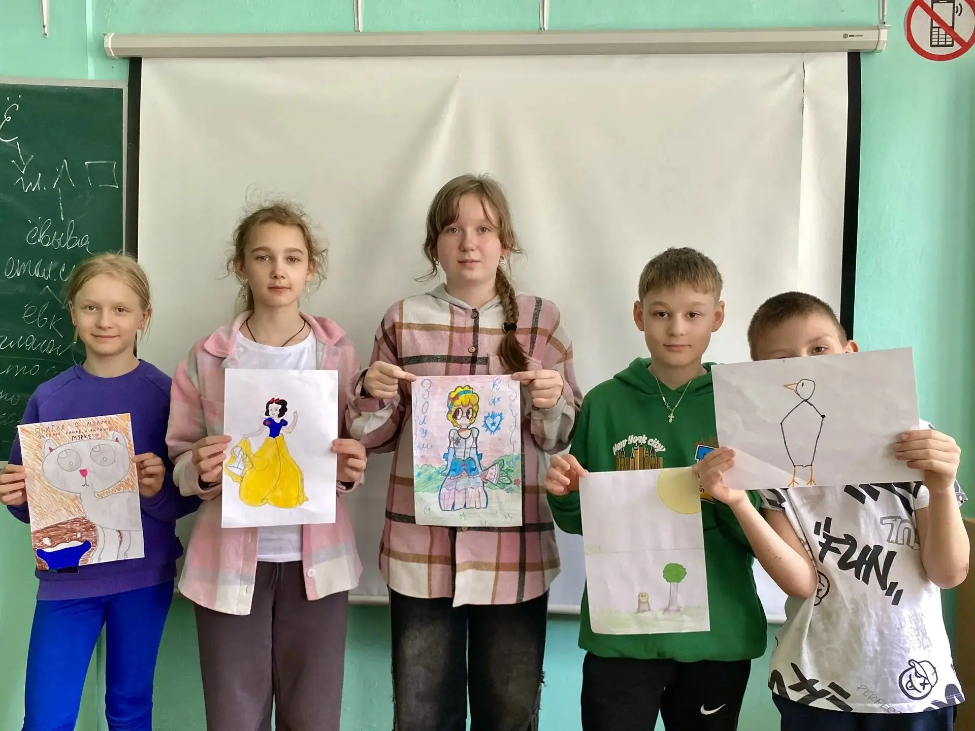 16 июня: ДЕНЬ ТЕАТРА, НАУКИ И ТВОРЧЕСТВА 🎭👩‍🔬🎨

✨ День начался традиционно: с энергичной зарядки