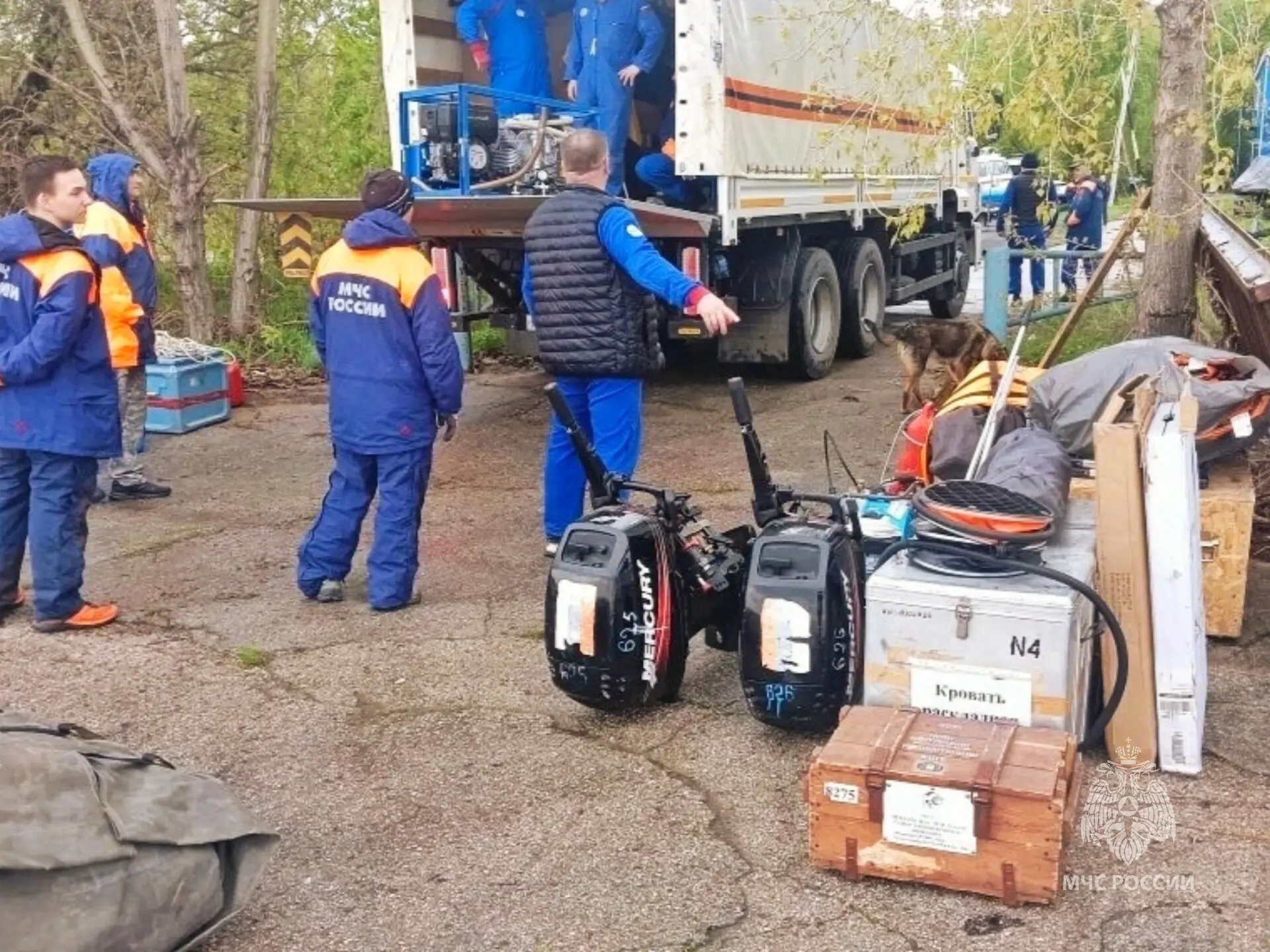 🔵 В Ульяновской области продолжаются поиски двух подростков, пропавших на Волге   Сотрудники Централ