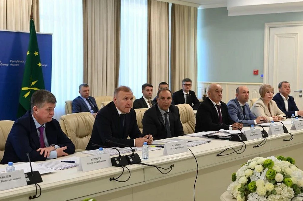 Глава Адыгеи Мурат Кумпилов принял участие в заседании президиума правительственной комиссии по реги