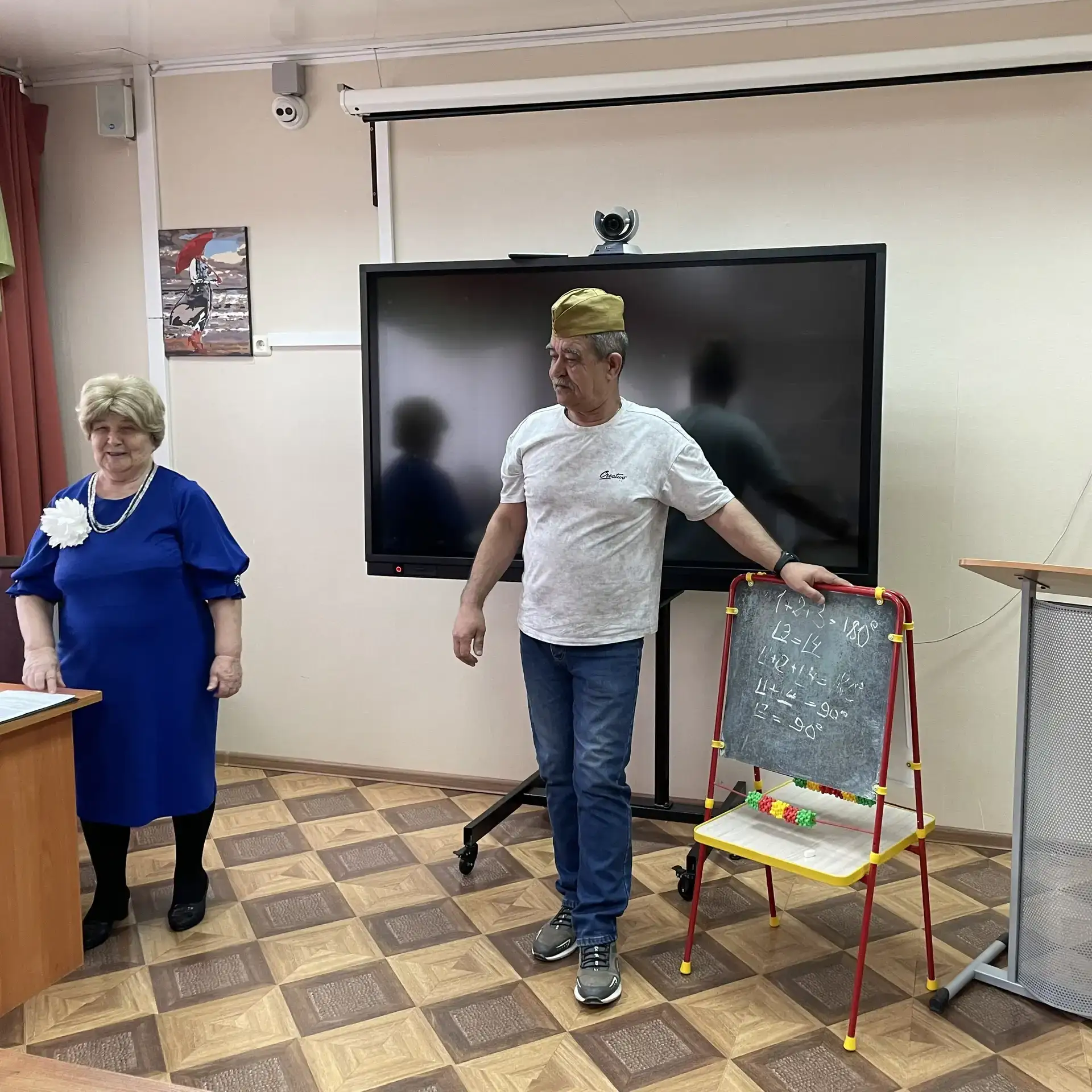 В нашей школе прошёл вечер встречи «золотых выпускников»🎓  1️⃣ мая состоялась долгожданная встреча в