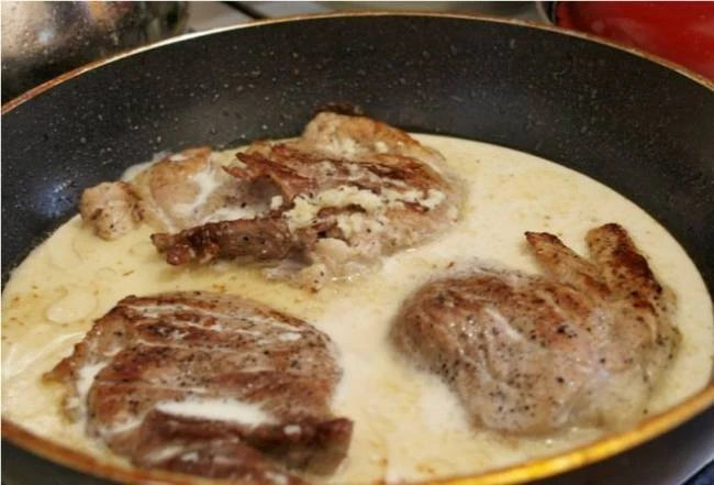 🍲 Мясо в чесночном соусе