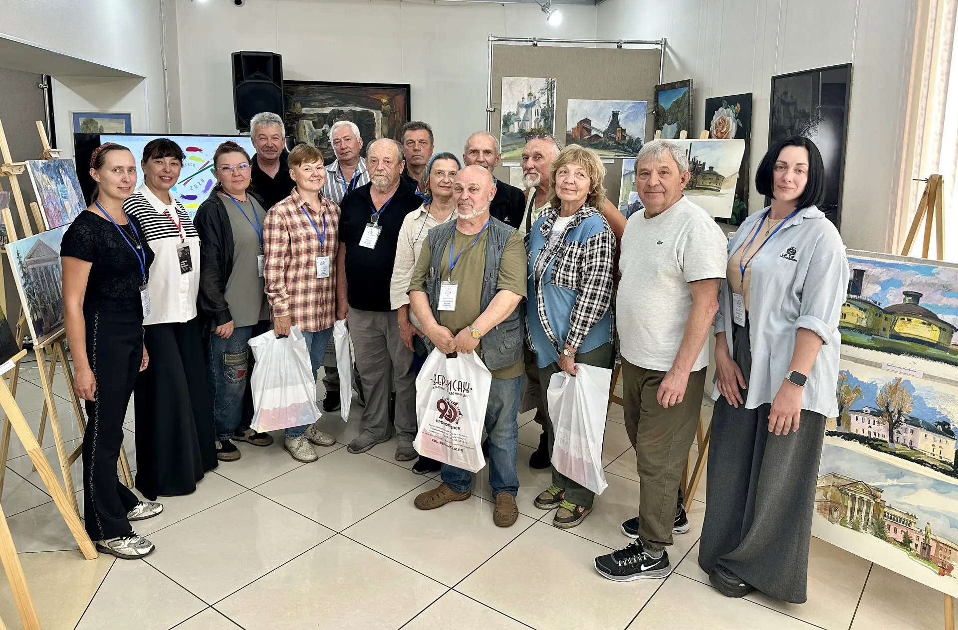 🎨 Родной город глазами талантливых гостей: