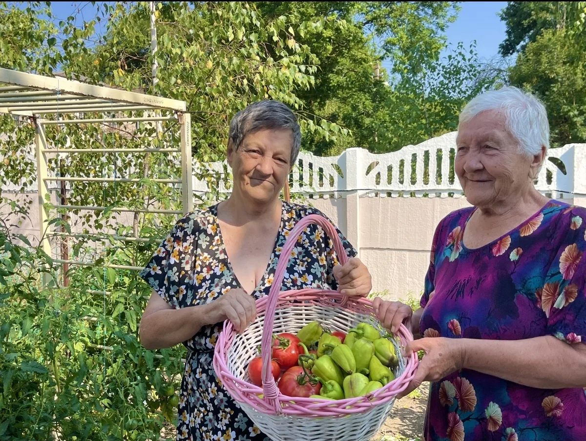 В Лабинском доме социального обслуживания сегодня насыщенное рабочее утро ☀️ – участниц...