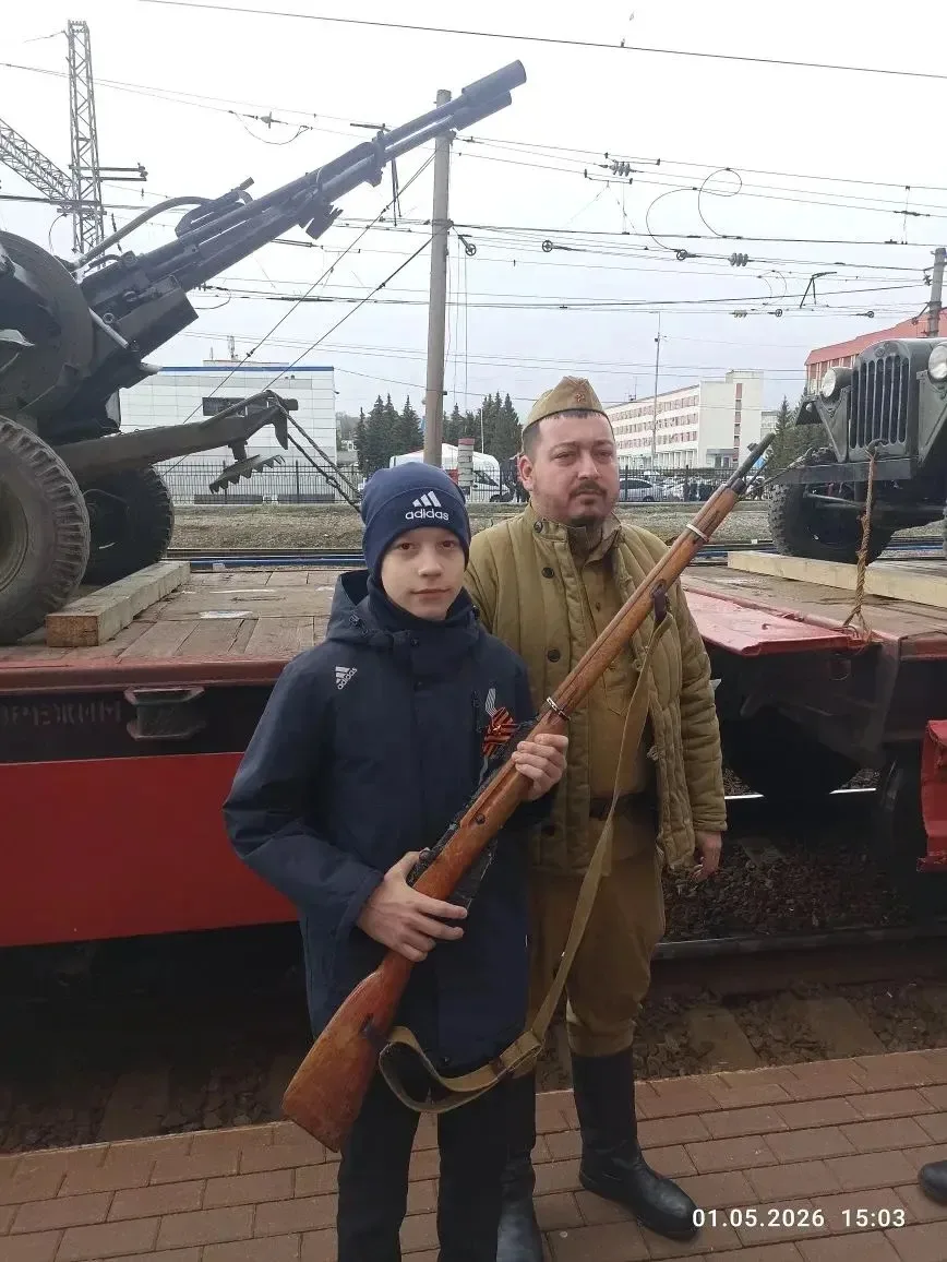 Уникальный передвижной музей "Поезд победы" посетил ученик 5г Назаров Максим!🚂 Это не просто музей, 