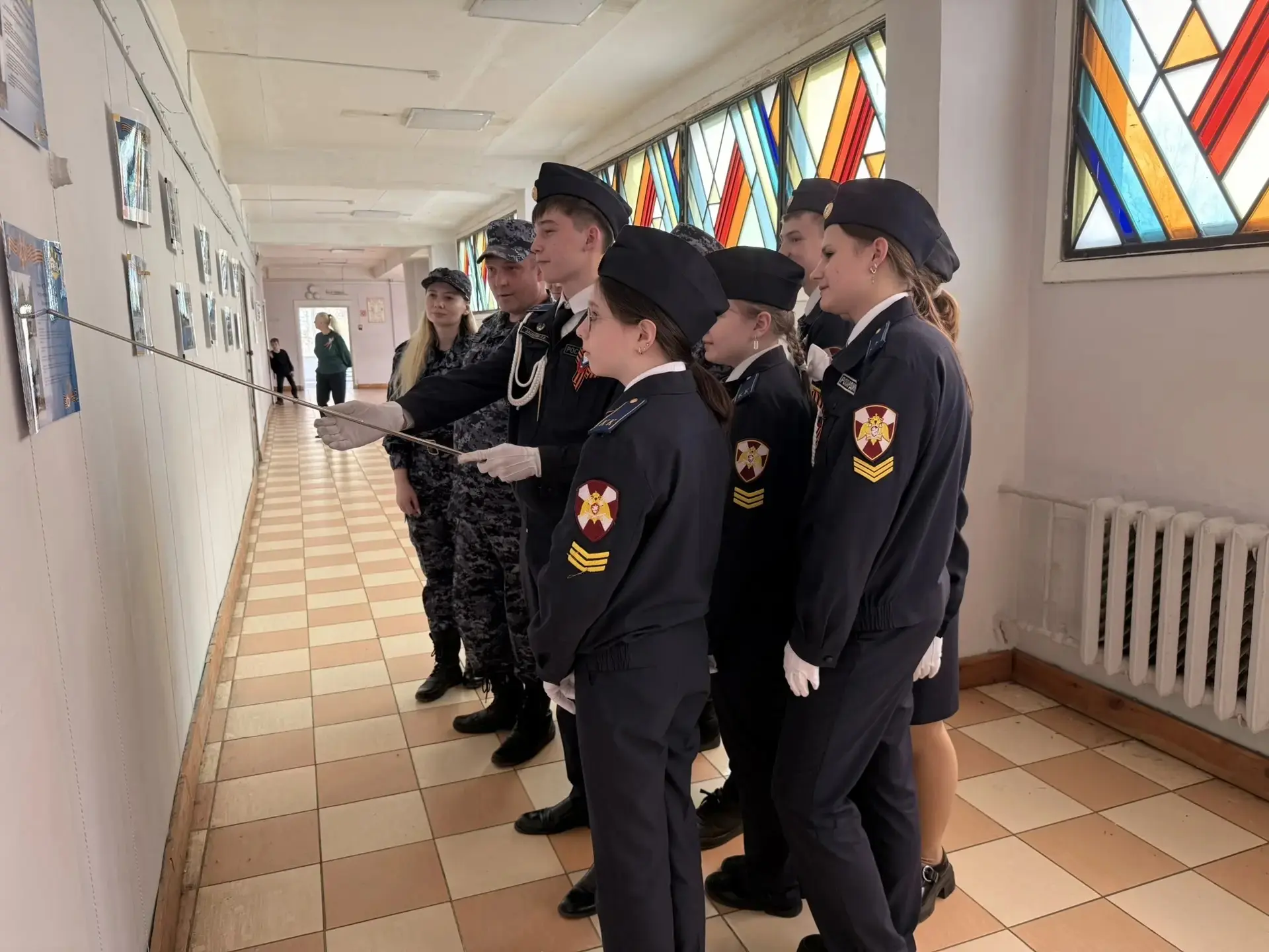 🇷🇺 Подольские кадеты Росгвардии провели необычную экскурсию для сотрудников ведомства  Ученики кадет