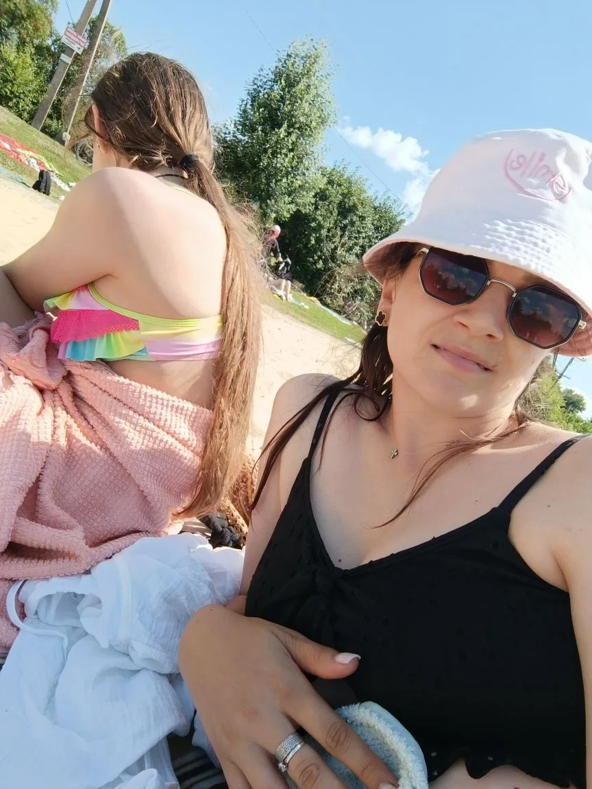 Купаемся, строим песочные замки😄☀