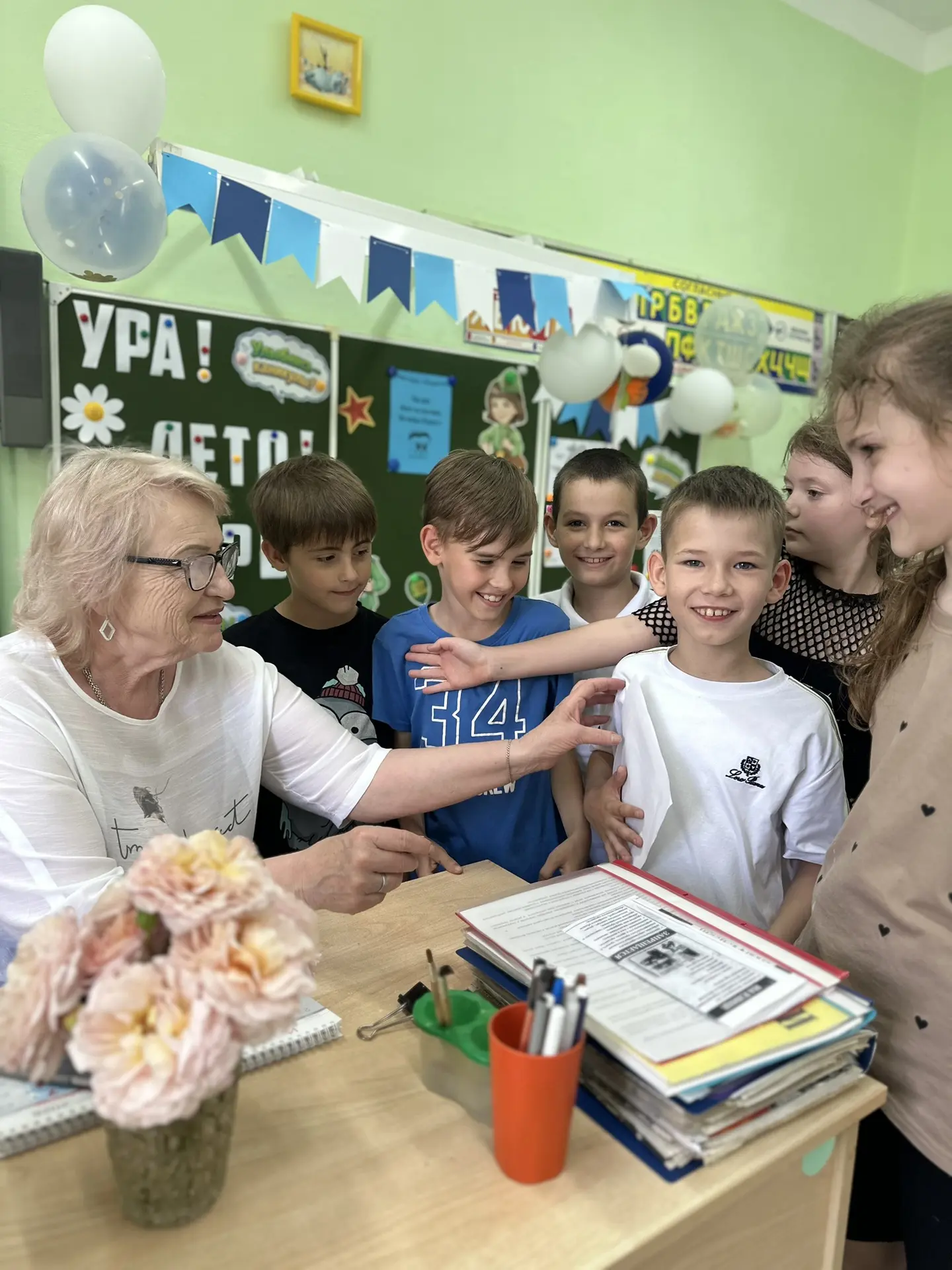 Лагерь дневного пребывания продолжает свою работу!
☀️🍭🏓🎭👩🏻‍🎨👩‍🏫🤾🏻‍♀️🤹🏻