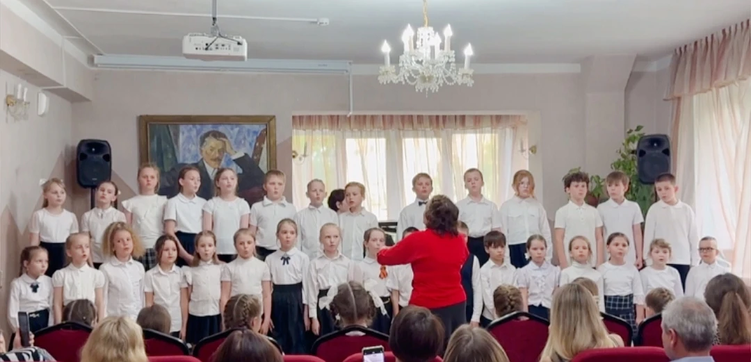 🎼 20 мая состоялся ежегодный хоровой концерт учеников младших классов инструментальных...