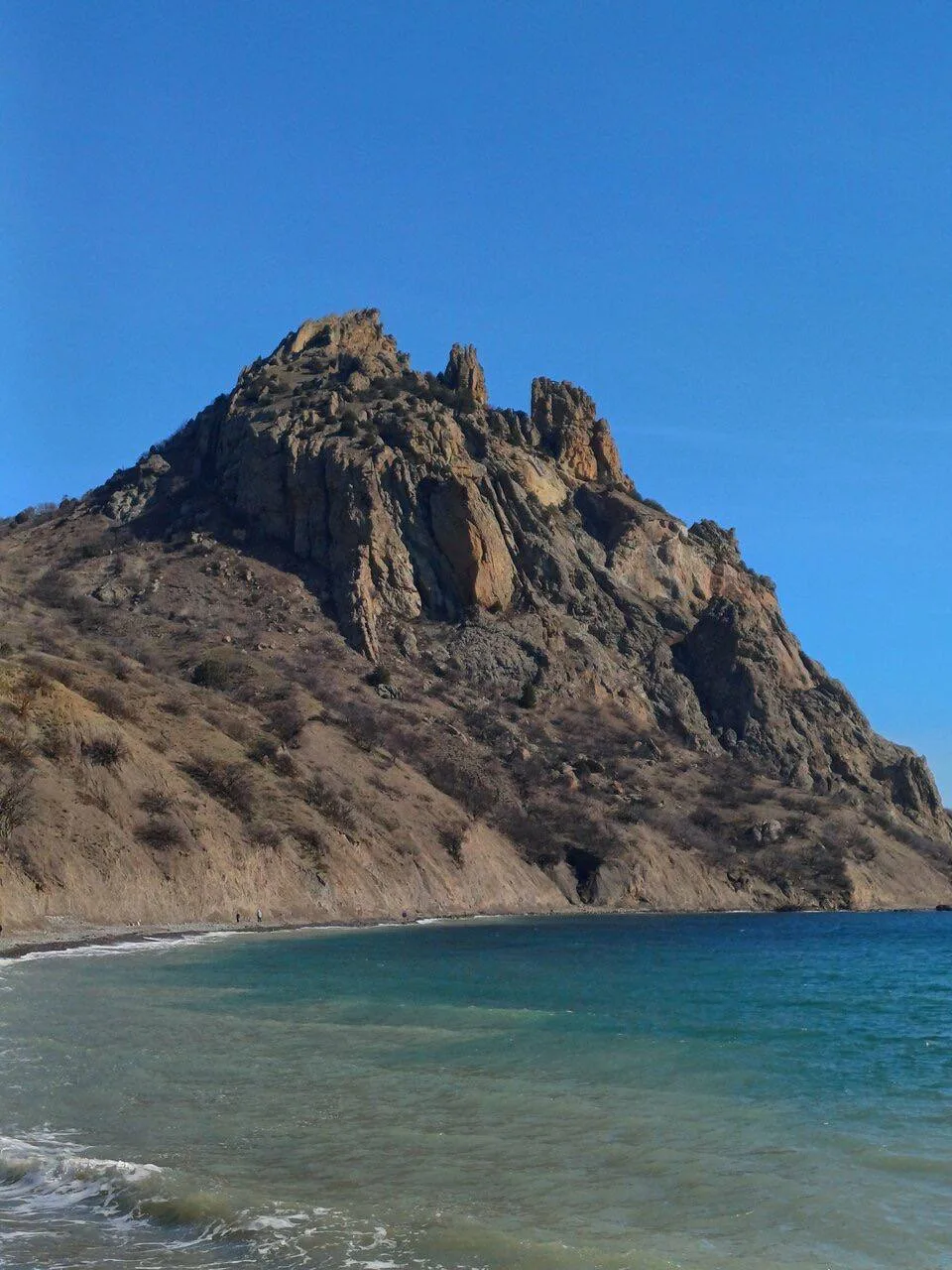 🌋 Кара-Даг – горно-вулканический массив в юго-восточной части Крыма на берегу Чёрного ...