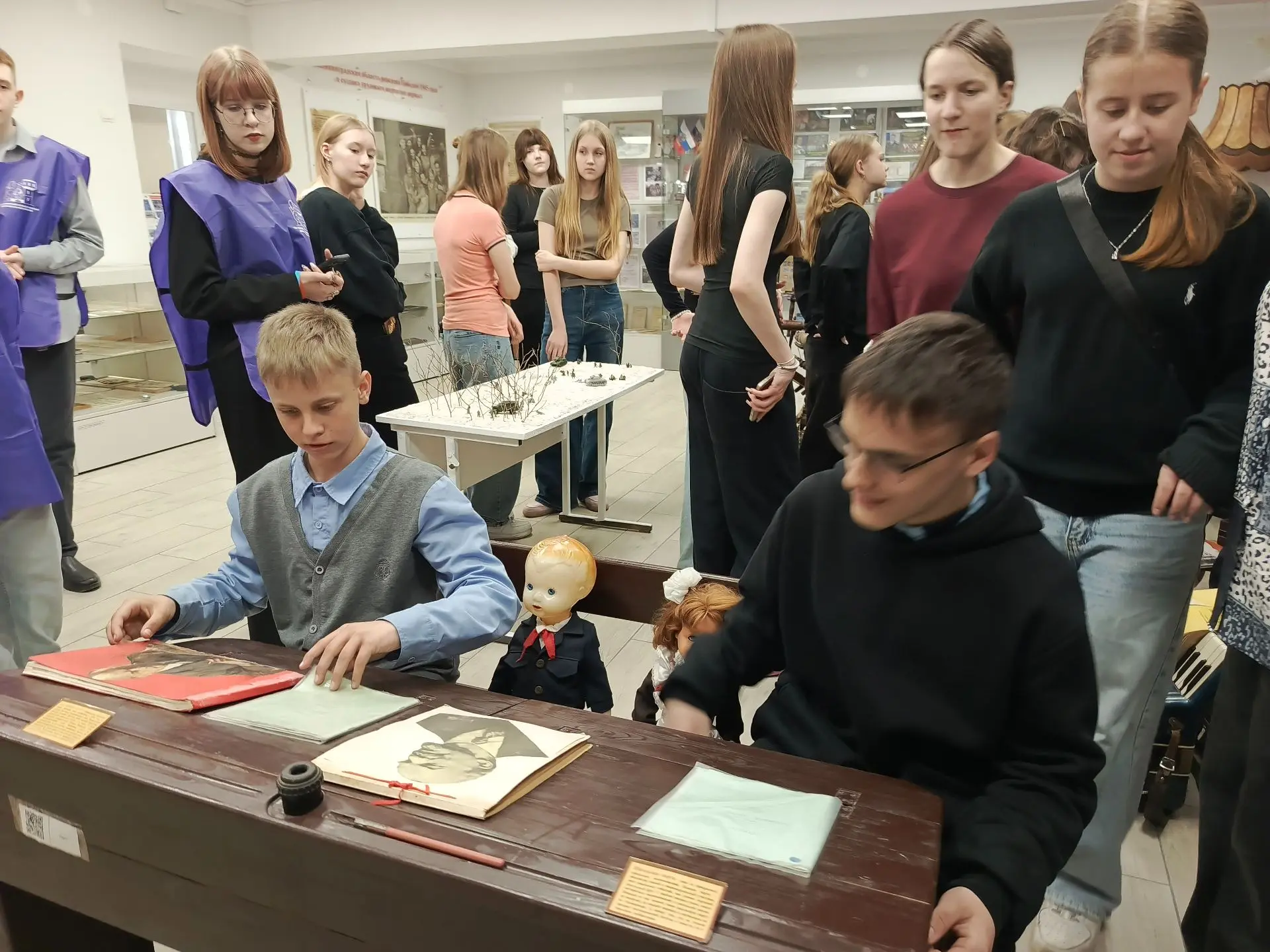Эстафета добрых дел: День, когда история ожила! (по материалам публикации Отдела молодёжной политики
