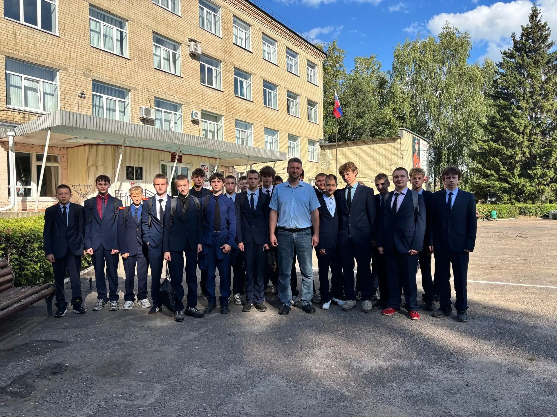 КАСК ОТКРЫЛ ДВЕРИ ДЛЯ ШКОЛЬНИКОВ 🛠📚