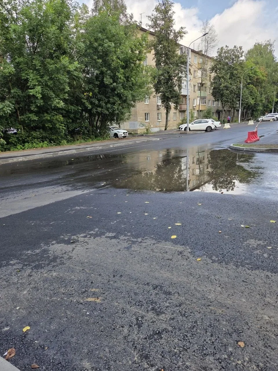 ⚠️ «Новый асфальт, старые лужи»: жители Пушкино недовольны качеством благоустройства у ...