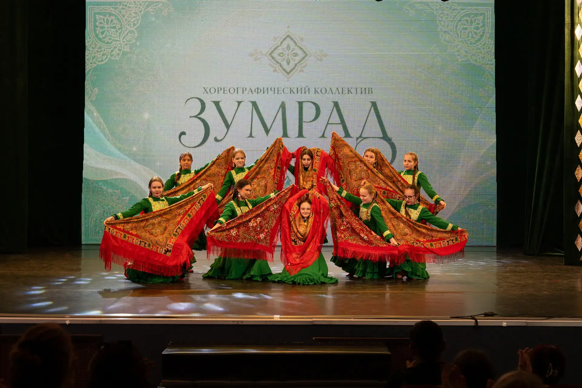 5 мая в культурном центре «Атайсал» состоялся отчётный концерт хореографического коллектива «Зумрад»