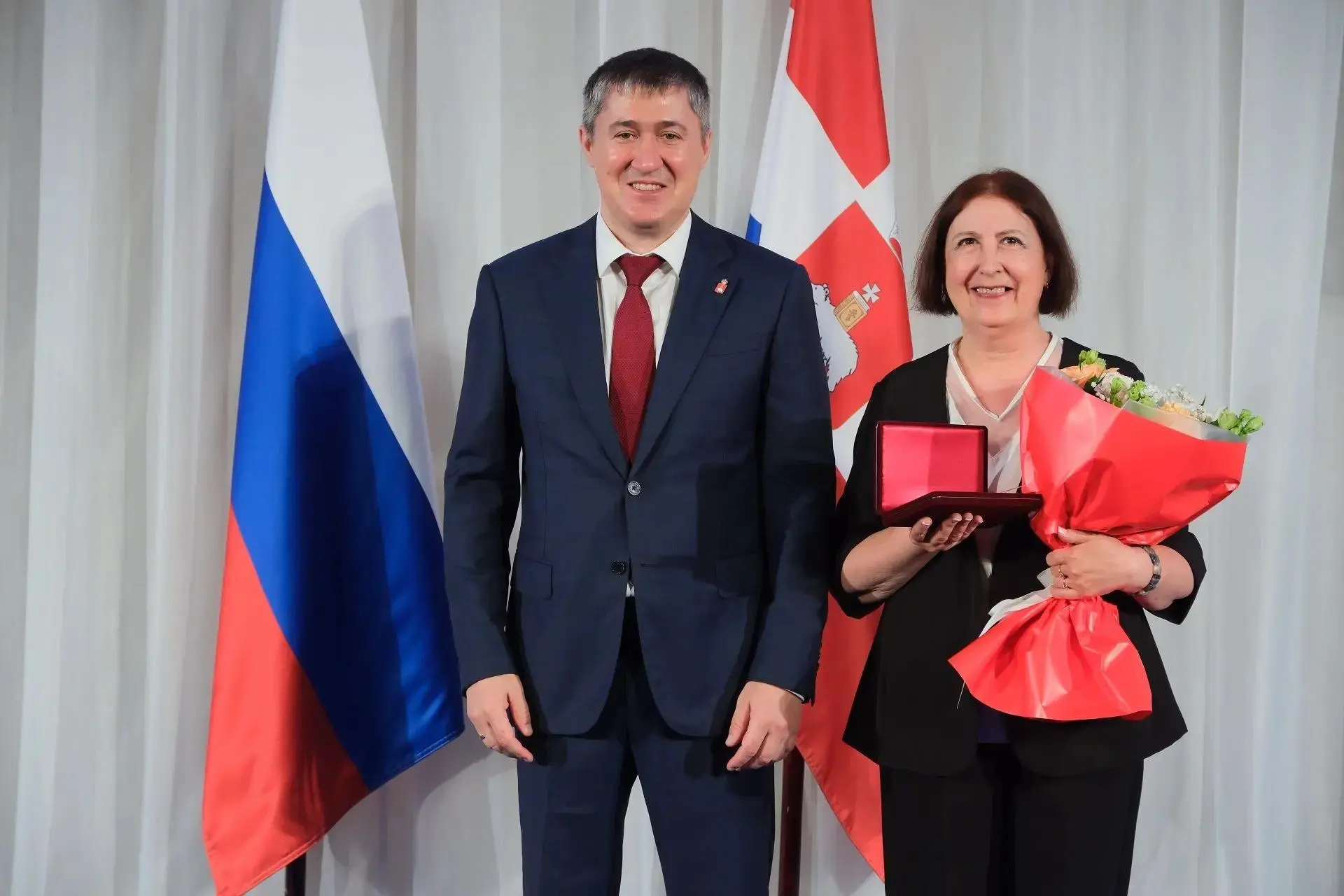✨Гордость Краснокамского округа и всего Пермского края!

В День России губернатор Дмитрий Махонин ли