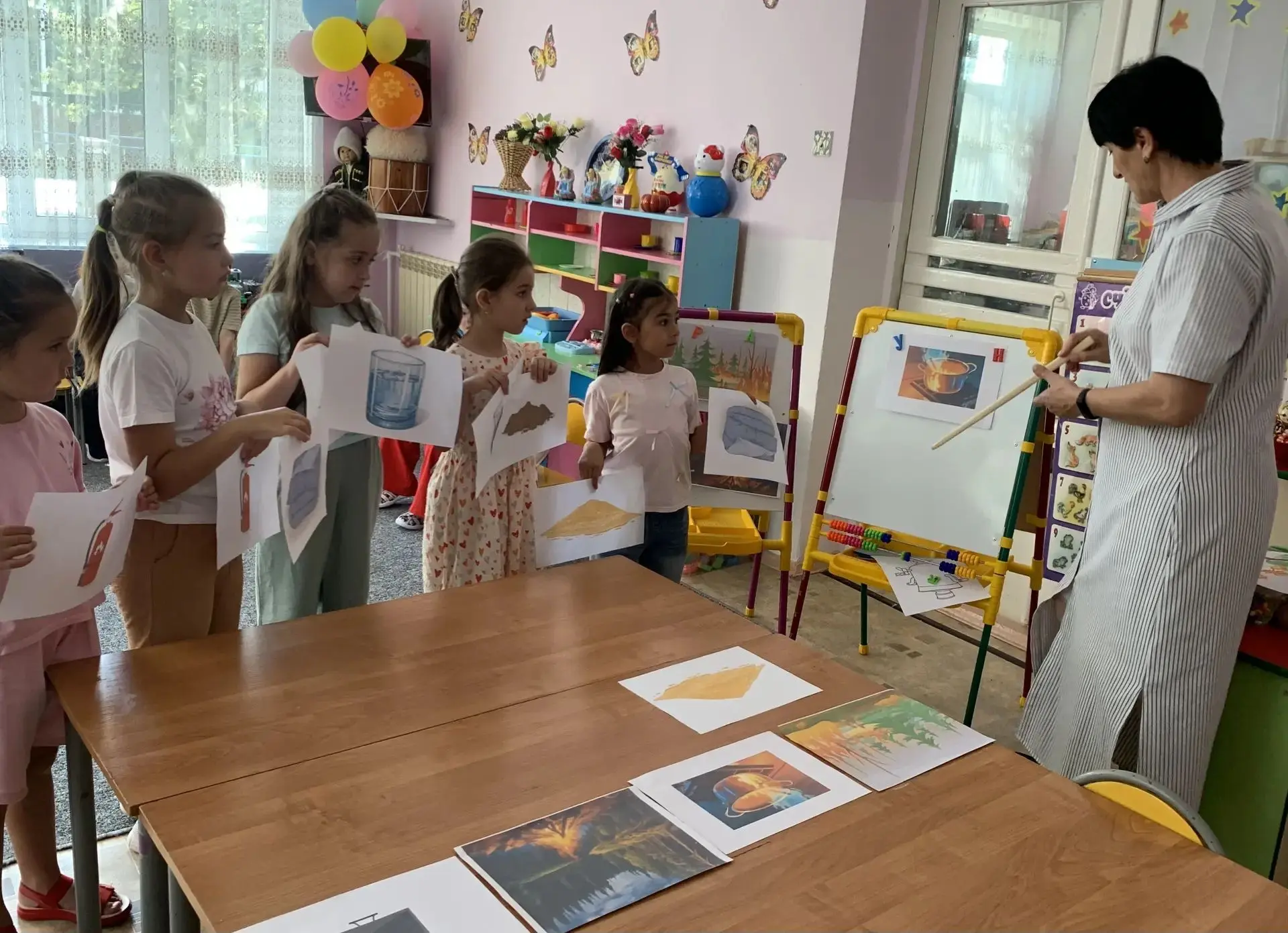Воспитанники 2 гр.совместно с воспитателем Анзоровой Р.М. активно участвовали в экспери...