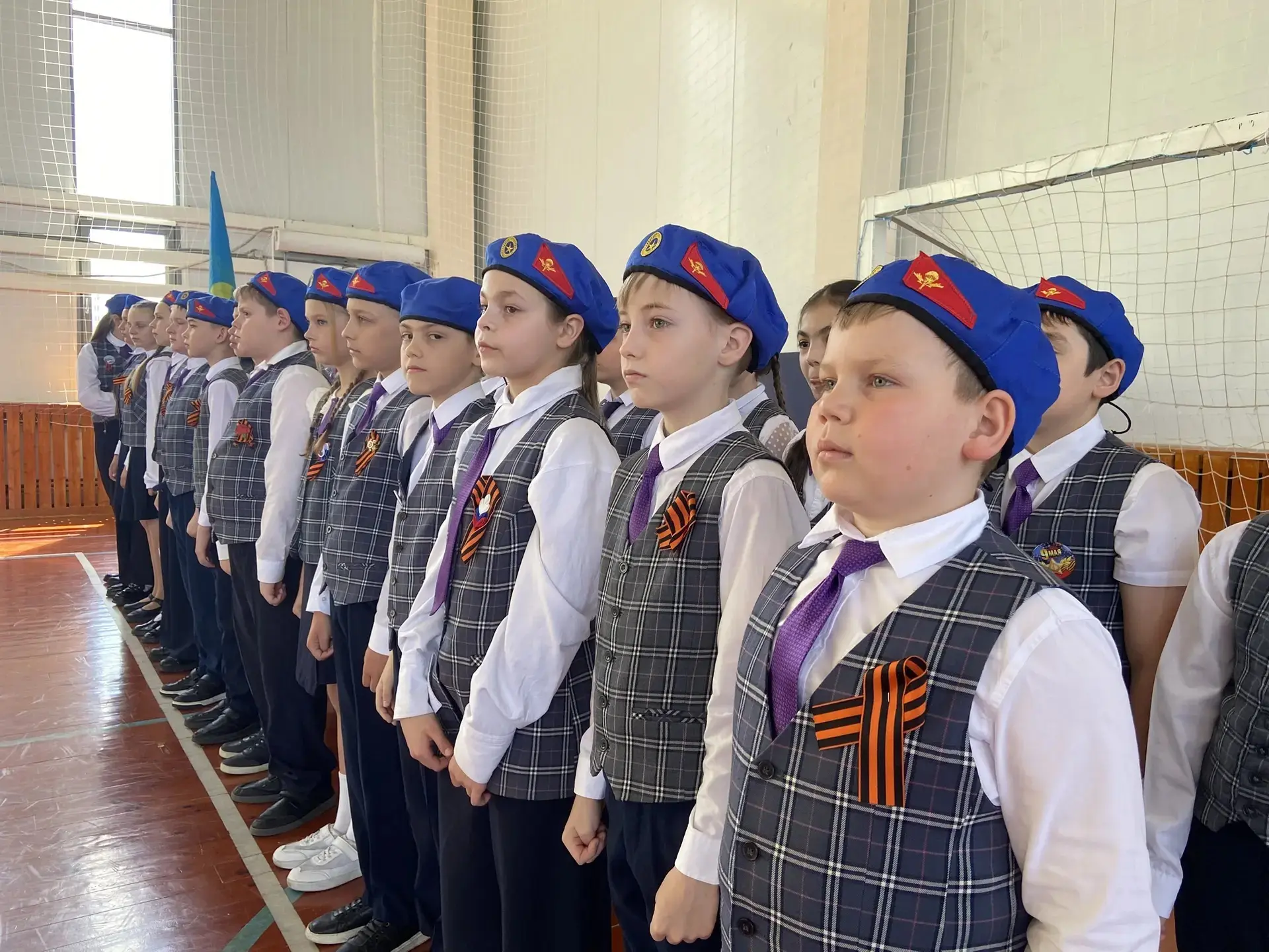 🎖 Сегодня в нашей школе прошёл второй этап конкурса "Смотр строя и песни", в котором приняли участие