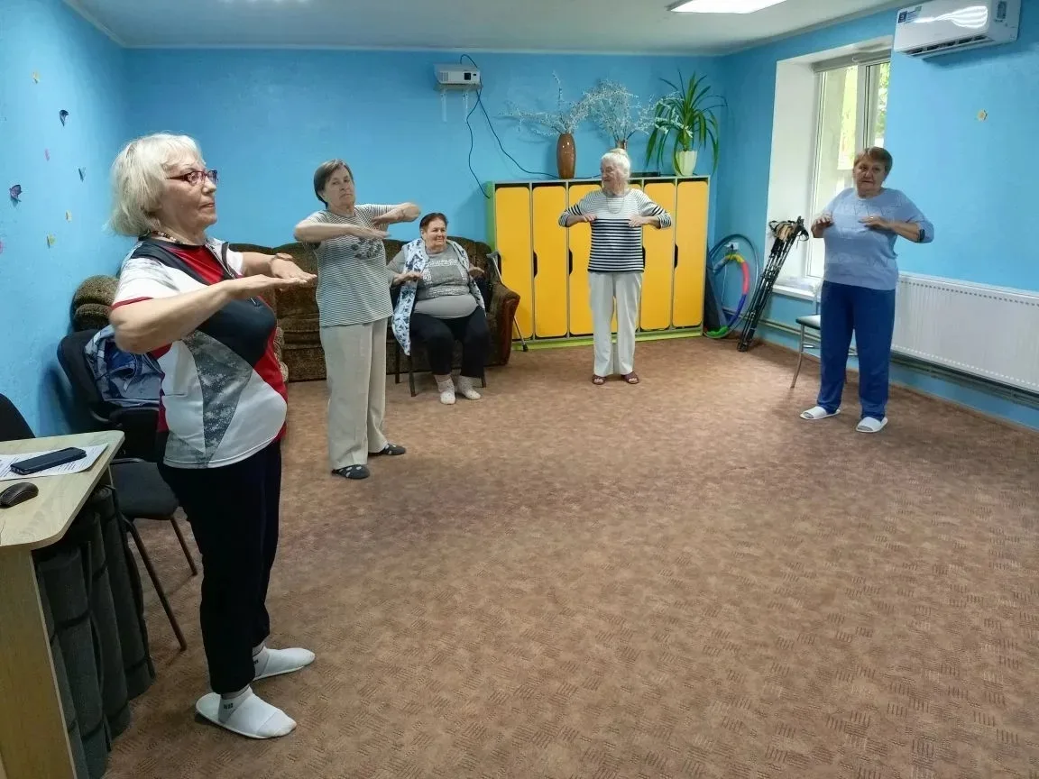 🏢 В ГБУ ЛНР «Новопсковский КЦСОН» в «Университете третьего возраста» на факультете «Зд...