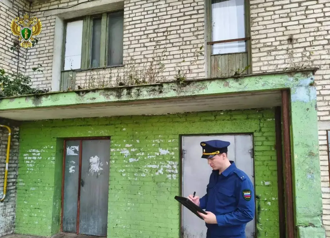 🏡 В Ефремове прокуратура выявила нарушения в содержании дома на улице Дачной