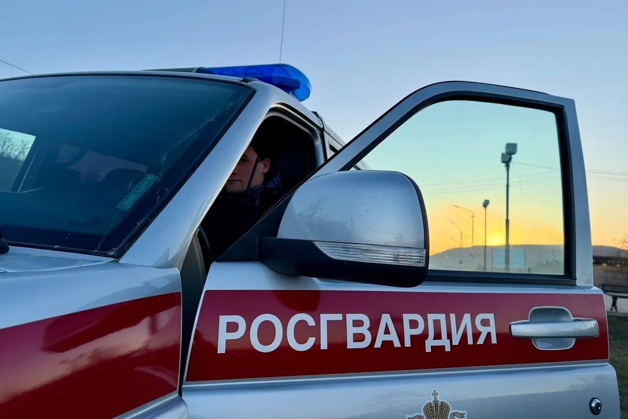 🚨Тревожную ночь устроил вахтовик в гостинице Магадана