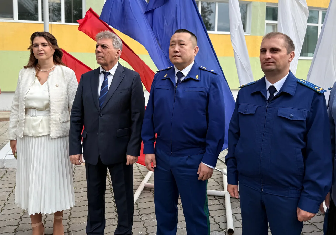 ⚡️ПЕРВЫЙ ПРОКУРОРСКИЙ КЛАСС ОТКРЫТ В ГИМНАЗИИ №1 БЕЛОГОРСКА.