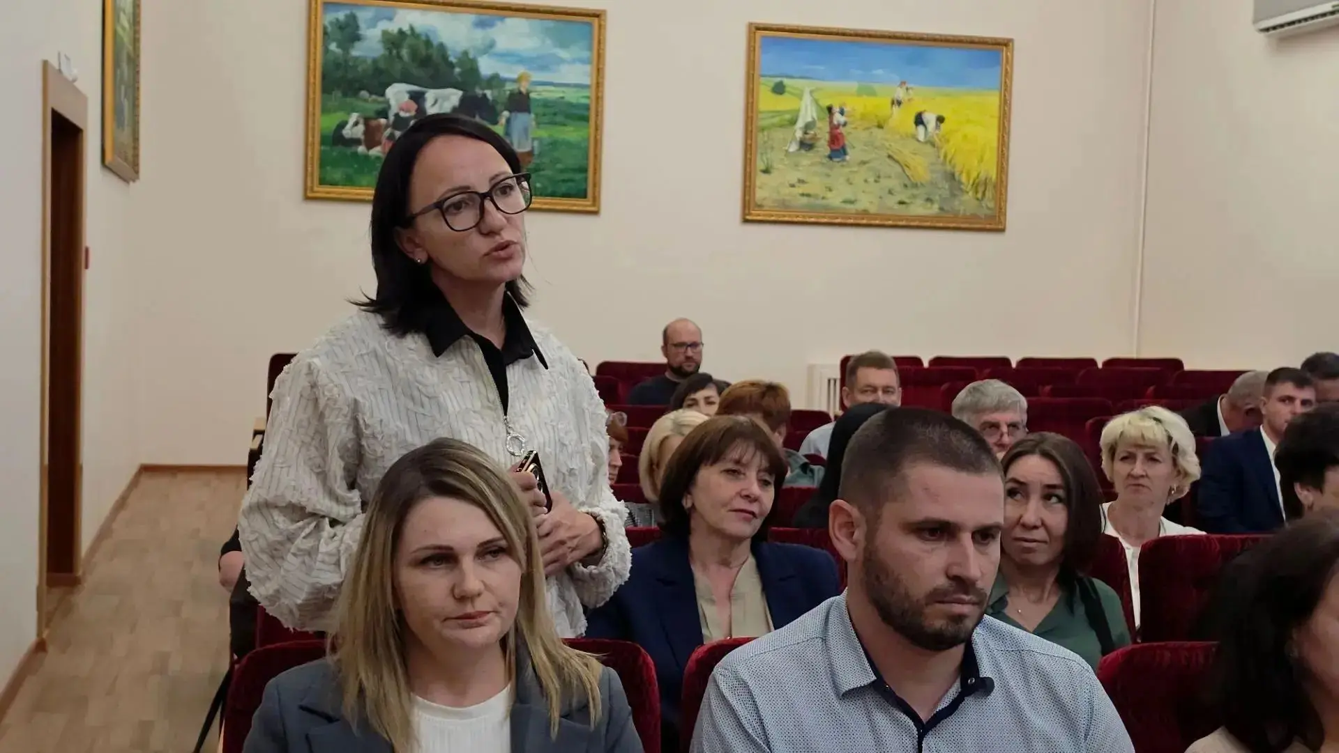 Александр Шуваев провёл встречу с жителями Ровеньского округа