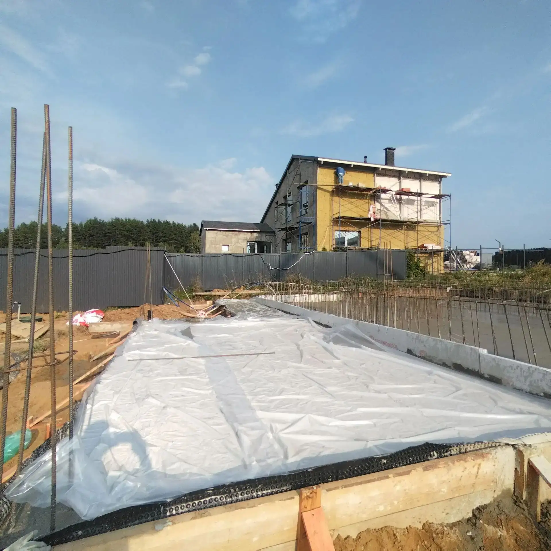 🏗 КП Бородино | Бетонирование фундаментной плиты завершено