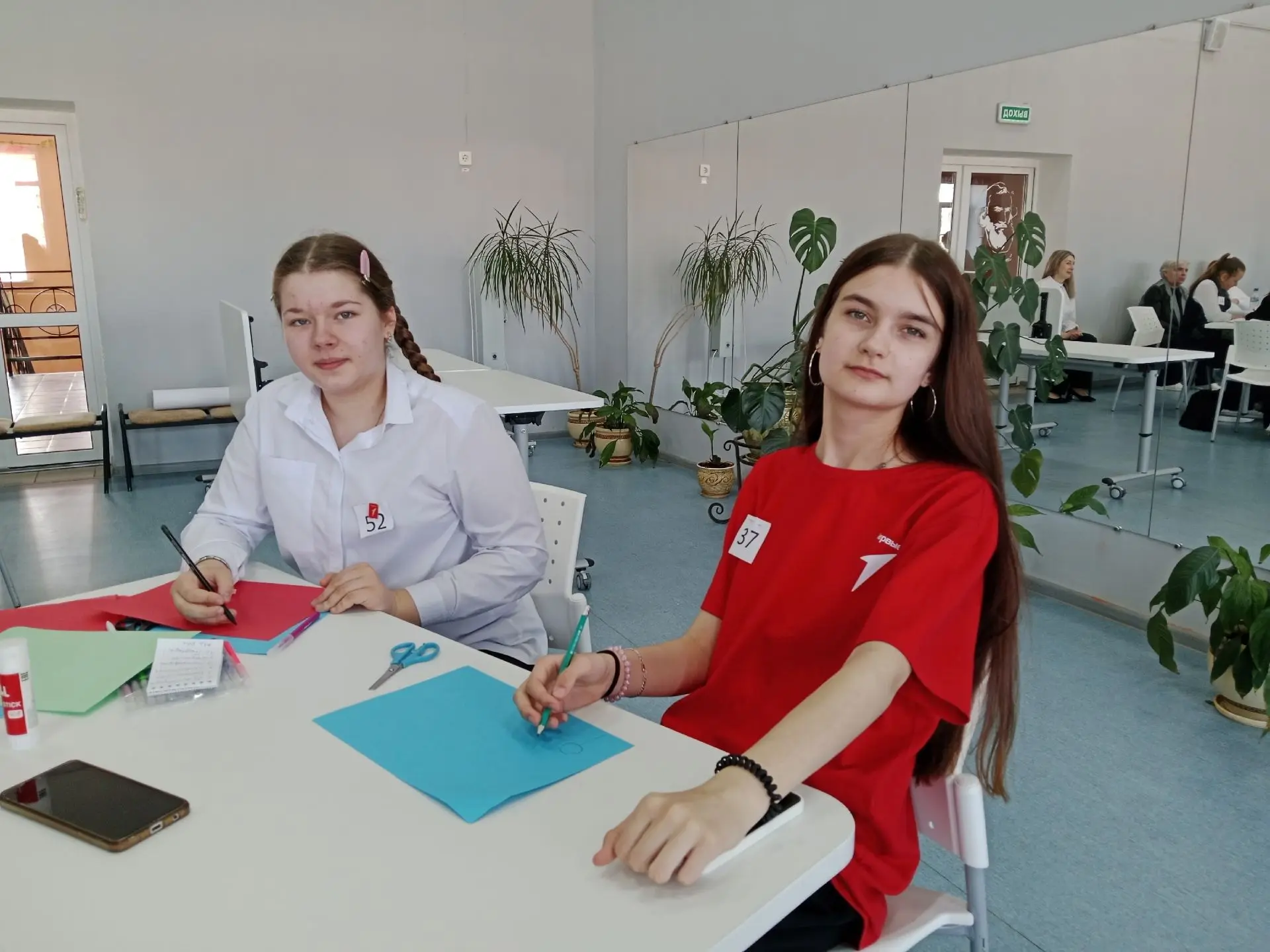 Сегодня, 14 марта, в Борисоглебской гимназии №1 прошёл очный этап конкурса «Лидер 21 века». Орлята Р
