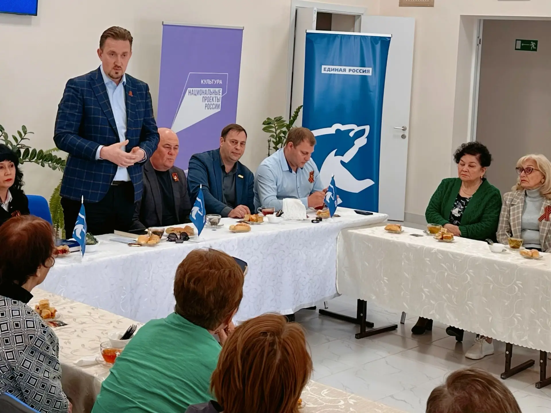 Вместе с коллегами из администрации Приволжского района и главой сельсовета Рамазаном Р...