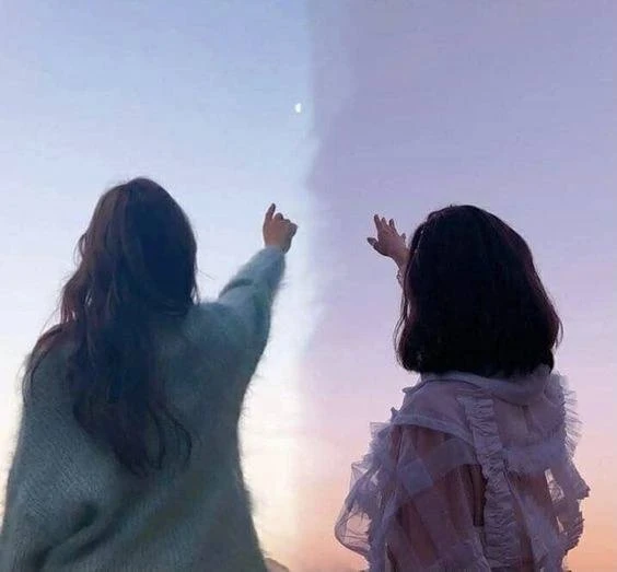 친구란 무엇인가? 두 개의 몸에 깃든 하나의 영혼이다.
Что такое друг? Друг – это одна душа, живущая в двух телах.

#words #