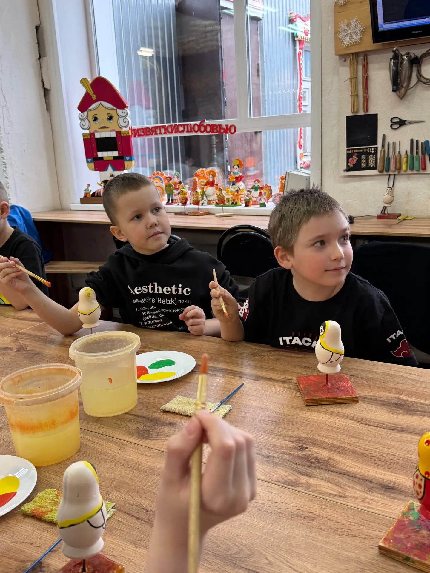 🇷🇺 РУССКАЯ МАТРЁШКА 🇷🇺  🤩 1 «Д» класс вместе с классным руководителем Ириной Андреевной Двиняниной о