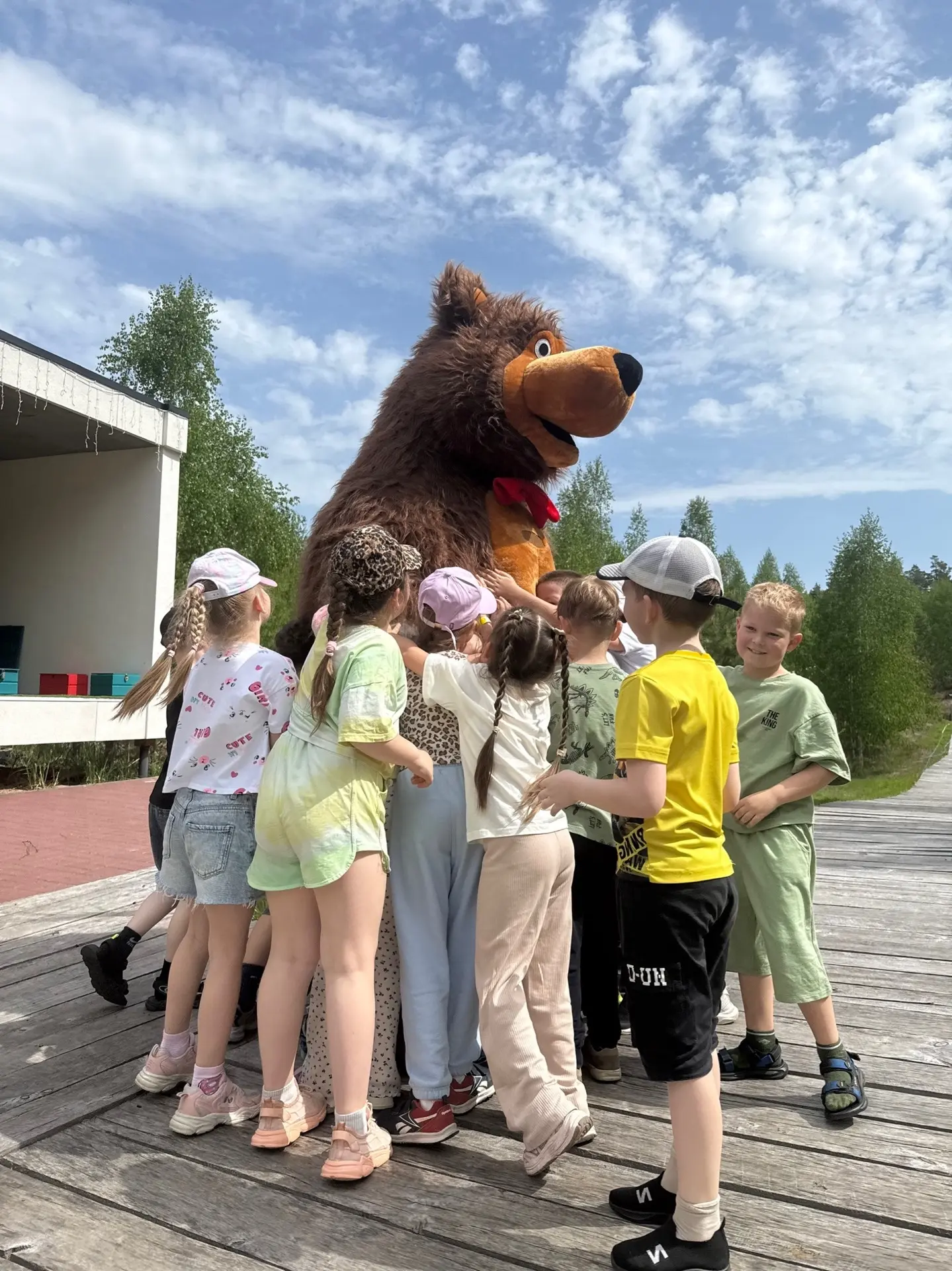 Веселые майские выходные в «Тили- мили»  были у дружной семьи 1 «Г» класса под руководством Юруц Еле
