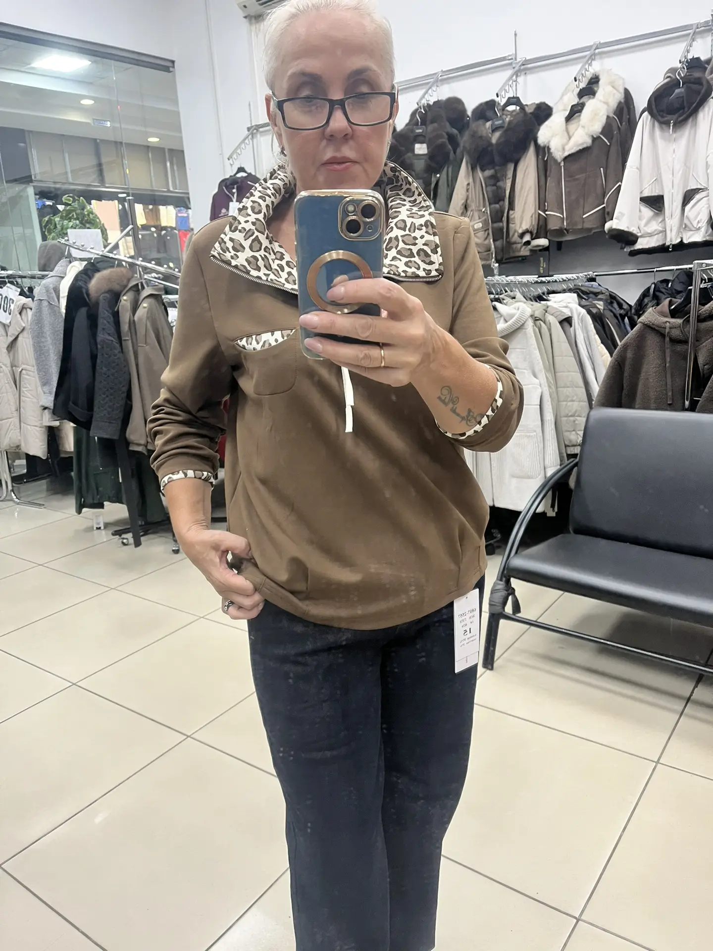 Брюки , джинсы 4000, 🔥🔥🔥🔥🔥Кофта 3500 размеры 44-54🔥🔥🔥