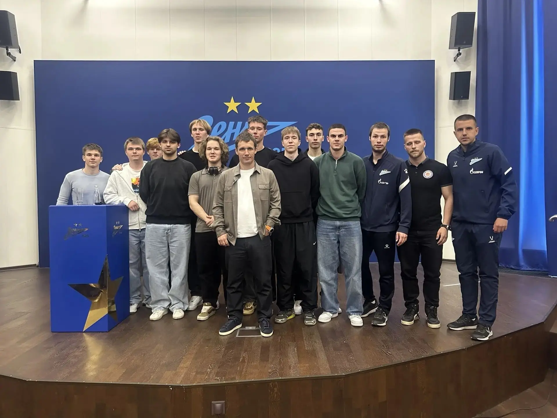 ⚽️ВИКТОР ГОНЧАРЕНКО И ДМИТРИЙ КАСЕНОК ВЫСТУПИЛИ С ЛЕКЦИЕЙ В «ГАЗПРОМ»-АКАДЕМИИ «ЗЕНИТ»⚽️  👉🇧🇾13 мая 