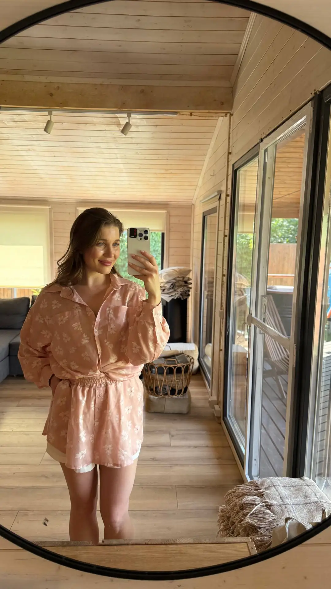 девочки 🤍 знаете какой костюм у нас сейчас лидер продаж? 

- да да это он 💕