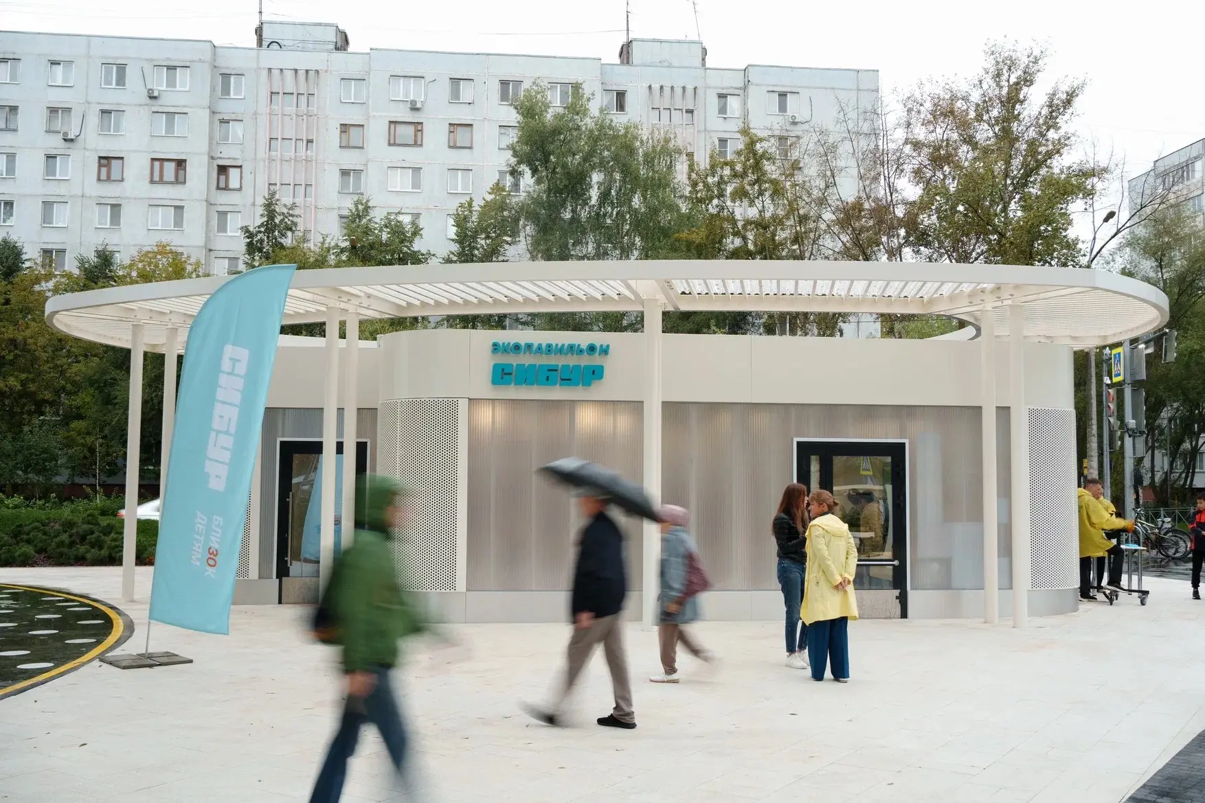 🚲 Напоминаем: в парке на бульваре Серова работает наш инклюзивный прокат!