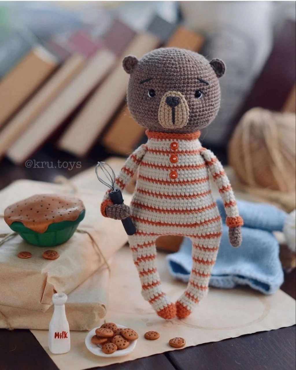 Мишка в пижаме

Канал 👉 АМИГУРУМИ 🦩

Спасибо ❤️ за обратную связь