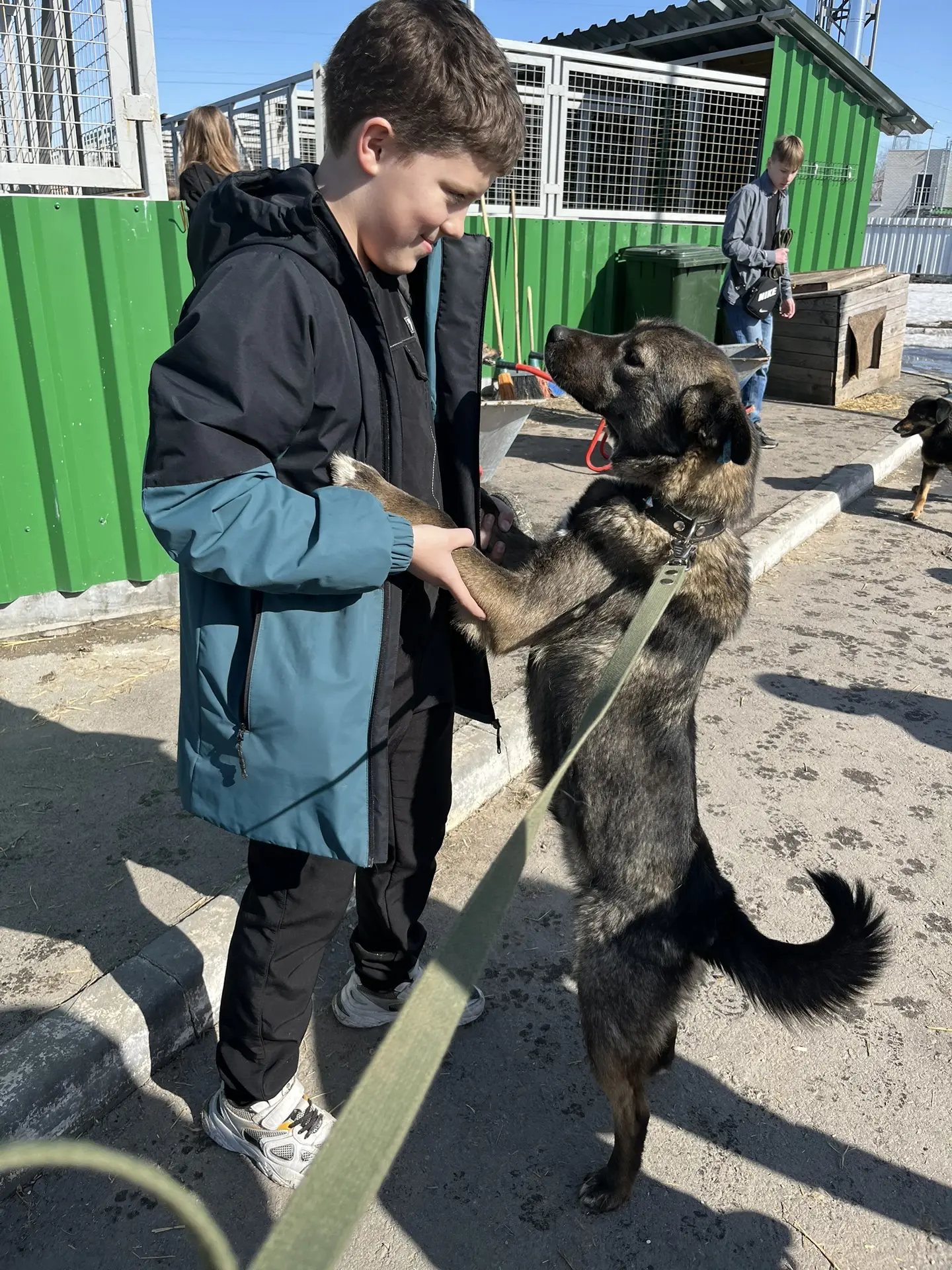 🐕‍🦺 Уроки доброты от 6Г класса.  Друзья, хотим поделиться невероятным опытом! Наш 6Г класс побывал в