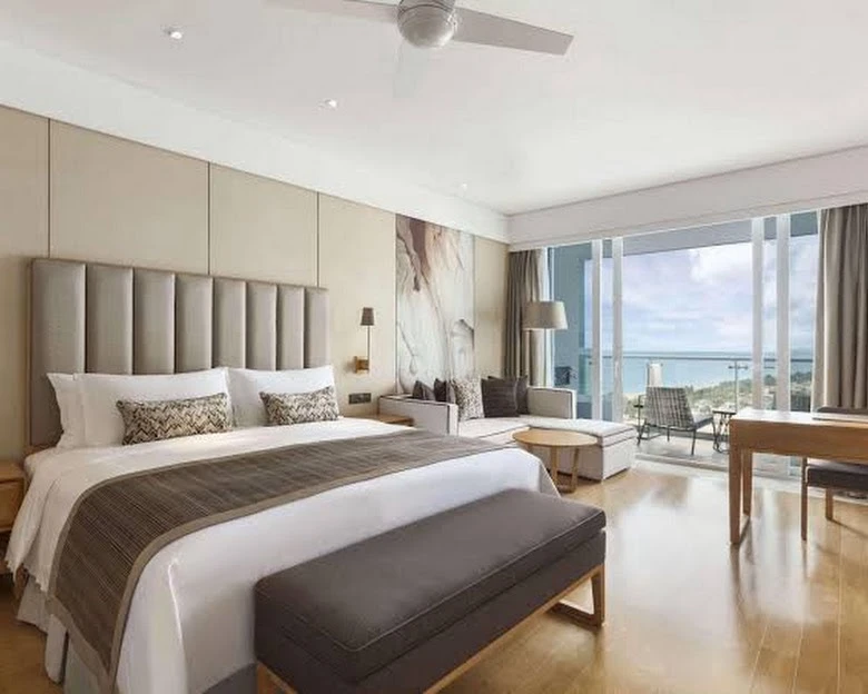 🇨🇳 Китай из Екатеринбурга  📍Ramada Plaza Sanya Bay 5*  Отель в 10 минутах от моря. На территории нес