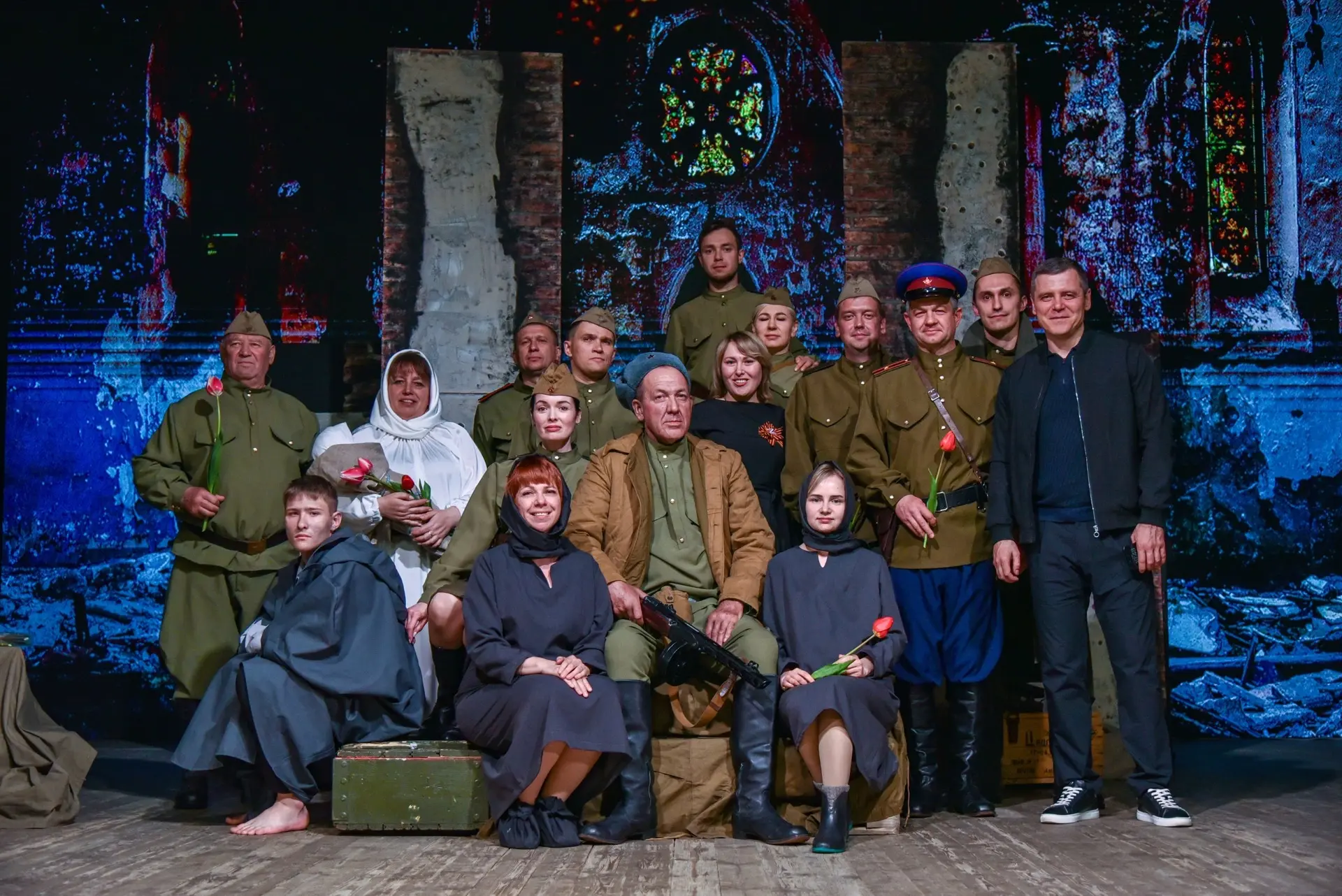 «Рядовые» на сцене: трогательная премьера в Городском Доме культуры