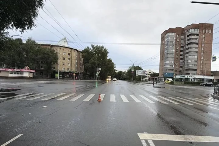 ❗️В Абакане на пешеходном переходе Land Cruiser сбил женщину
