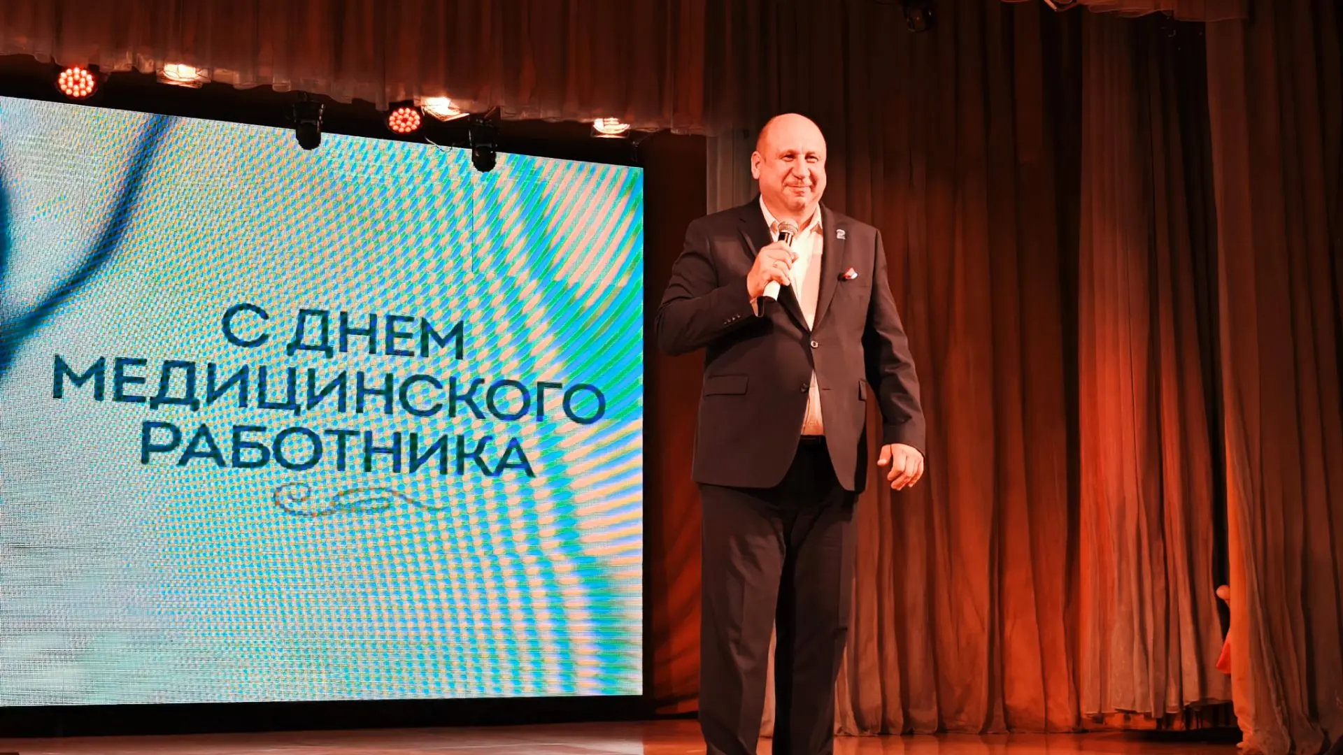 В знак глубокого уважения в Центре культуры чествовали медицинских работников! 🩺🤍


Сегодня в наше