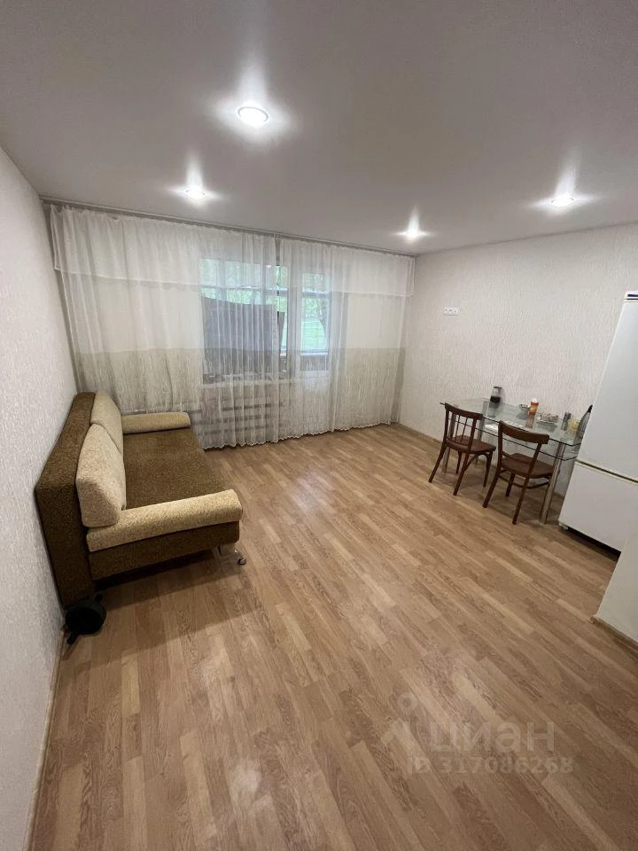 Сдам без посредников: комната, 66м²