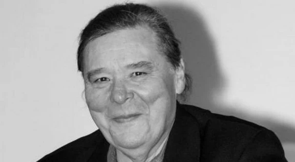 Сергей Николаев.

Знаменитый «упитанный и невоспитанный» Андрей-царевич из сказки про Варвару-красу 